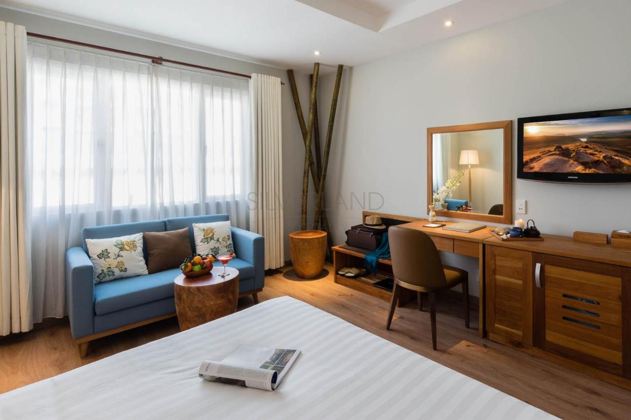 Silverland Yen Hotel Хошимин Екстериор снимка