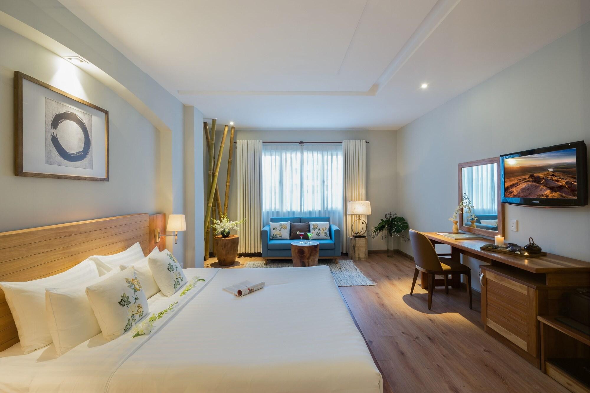 Silverland Yen Hotel Хошимин Екстериор снимка