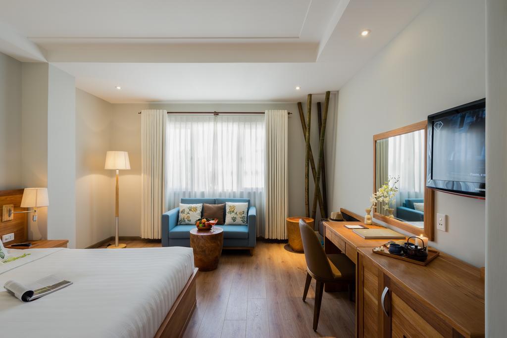Silverland Yen Hotel Хошимин Екстериор снимка